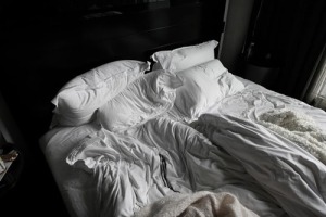 unmade bed2
