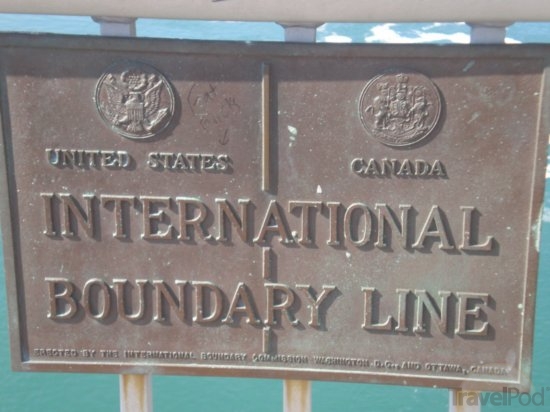 border niagra falls
